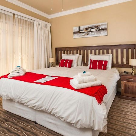 Guesthouse De Tijger Lodge Parow Ngoại thất bức ảnh