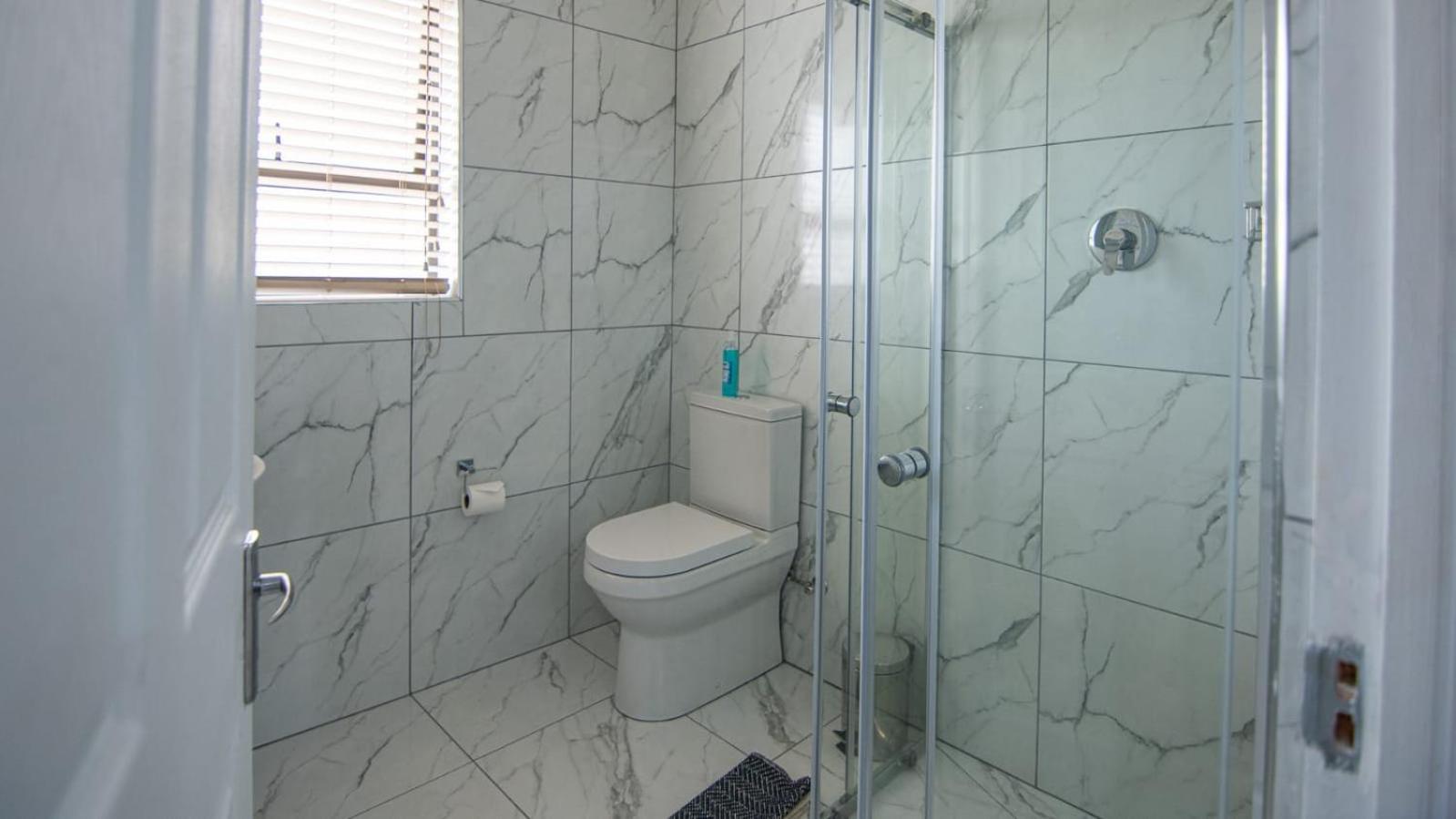 Guesthouse De Tijger Lodge Parow Ngoại thất bức ảnh