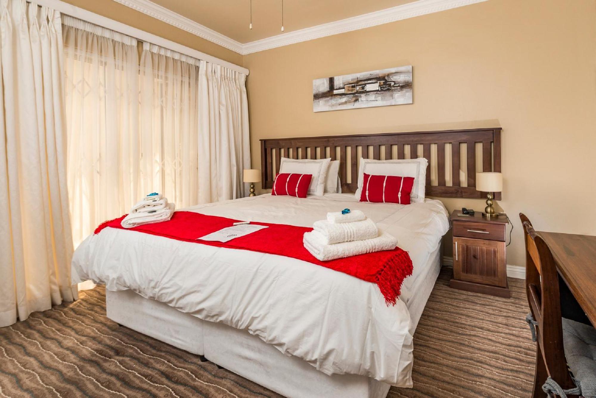 Guesthouse De Tijger Lodge Parow Ngoại thất bức ảnh