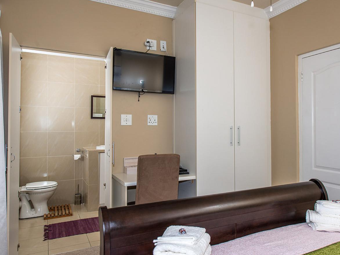 Guesthouse De Tijger Lodge Parow Ngoại thất bức ảnh